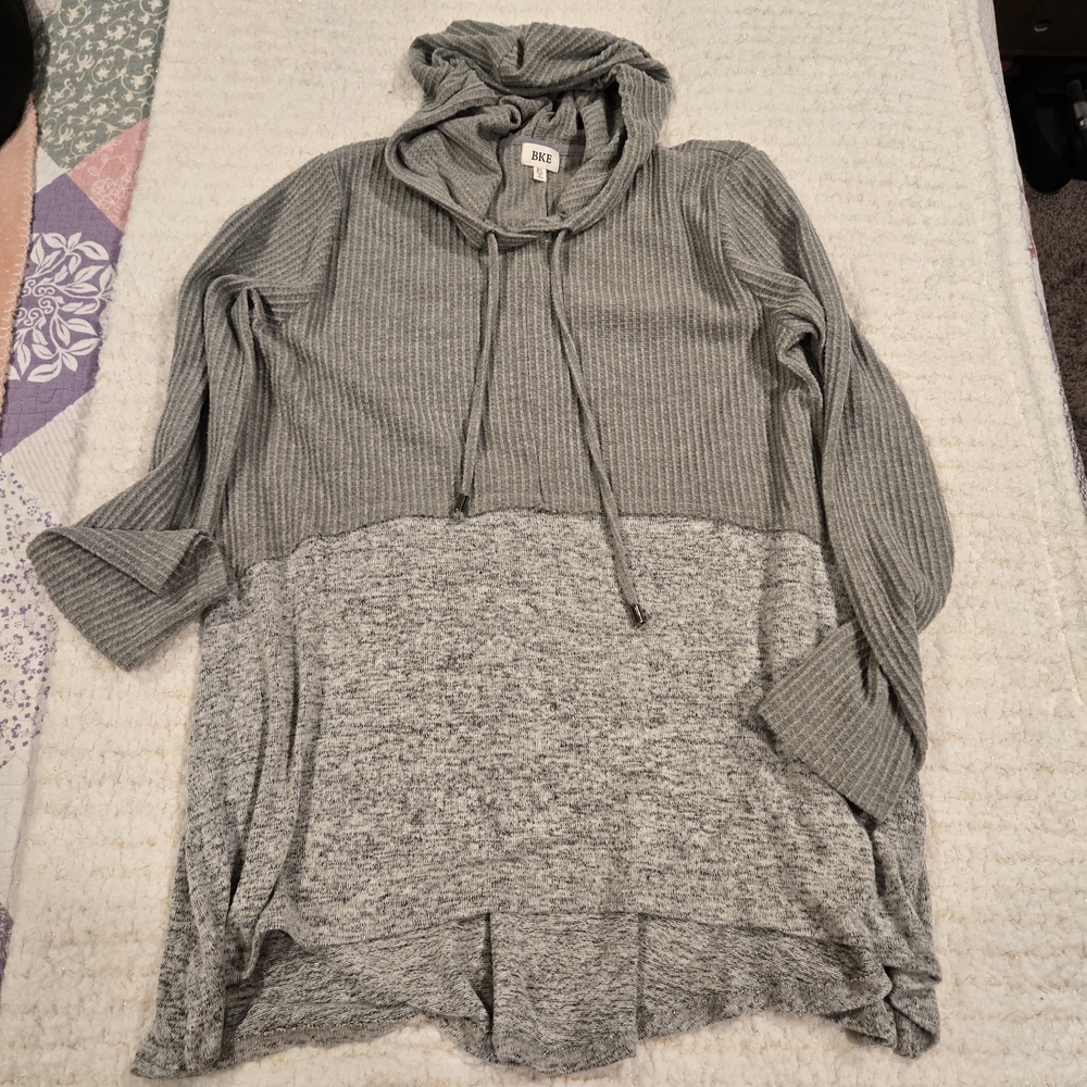*BKE* Gray Hooded Sweater